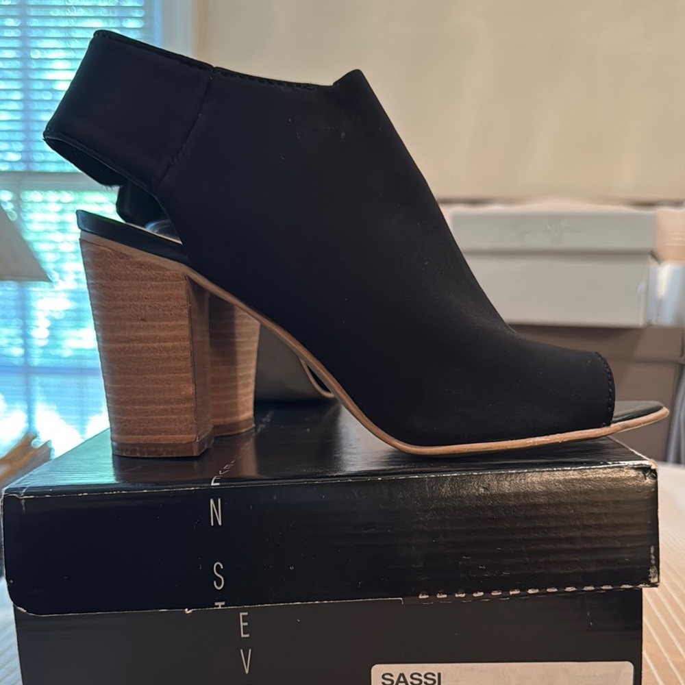 SAS Black Women's Peep-Toe Heels